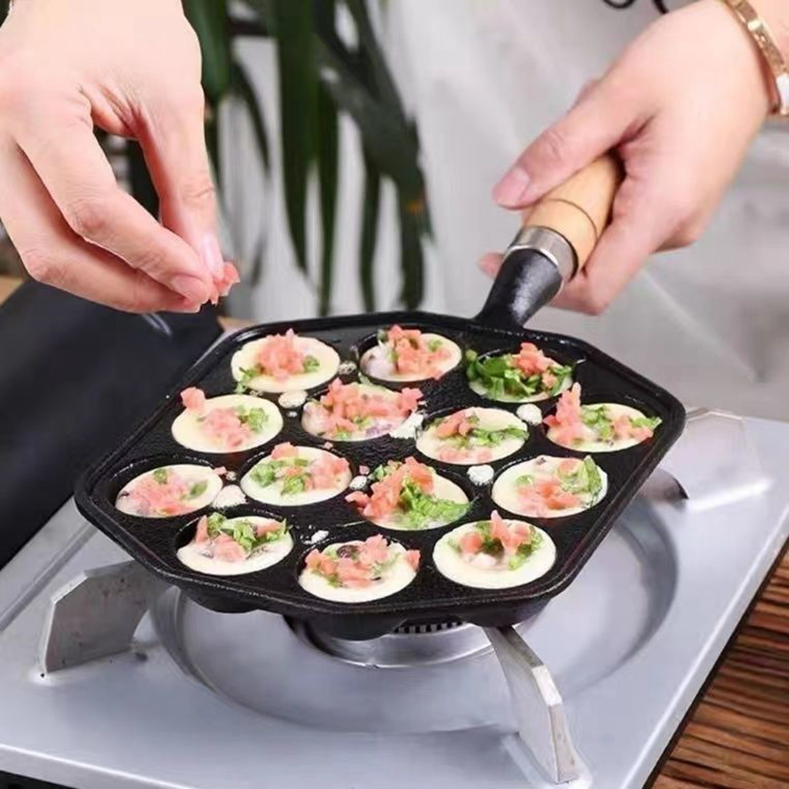 たこ焼きグリルパンお手入れ簡単鋳鉄タコミートボール型メーカー - Takoyaki Grill Plate のレビューと価格